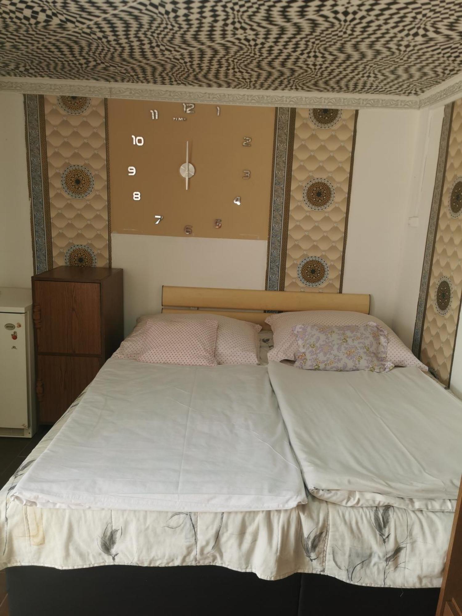 Edit Vendeghaz Тисауйварош Номер фото